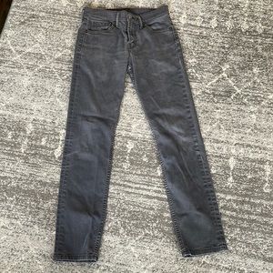 Gray Levi’s 511s